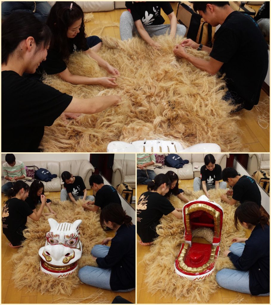 大獅子白さんの毛繕い