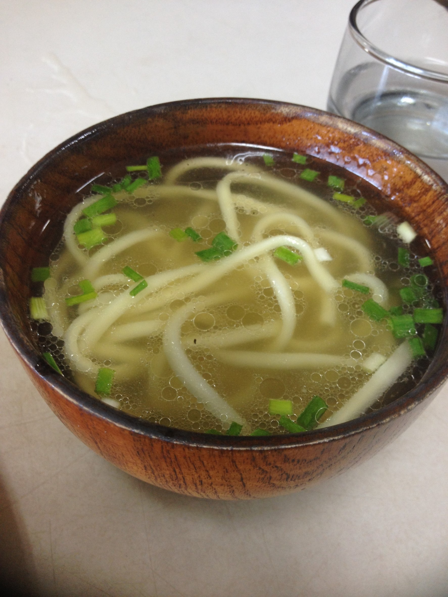 スープ代わりに沖縄そば！