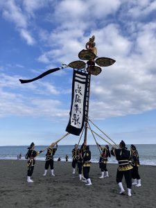 昇龍祭太鼓 旗頭 創作エイサー きいやま商店 シュラヨイ 酒匂海岸3