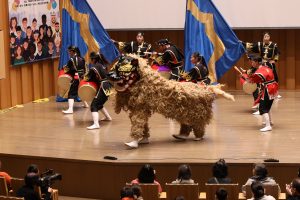 昇龍祭太鼓 獅子 獅子舞 エイサー コロンビア 外国人 okinawa eisa オールトゥギャザー